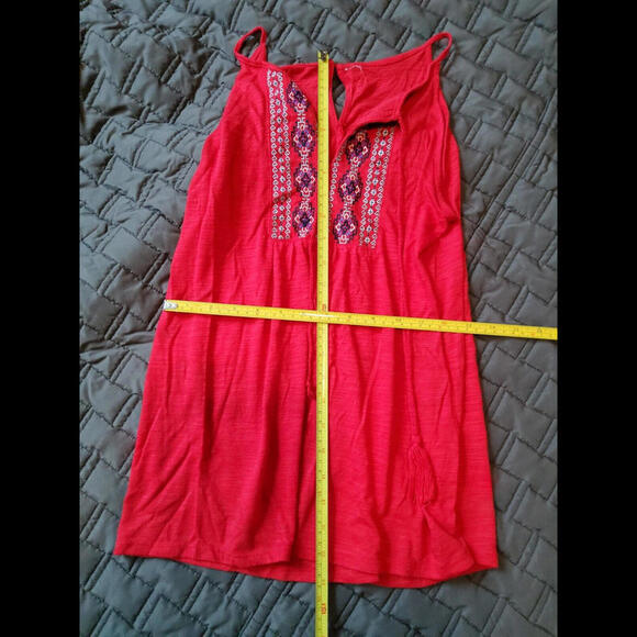 Red Tribal Print Tank Top Ladies Embroidered Tie Button Back Small - Picture 4 of 4